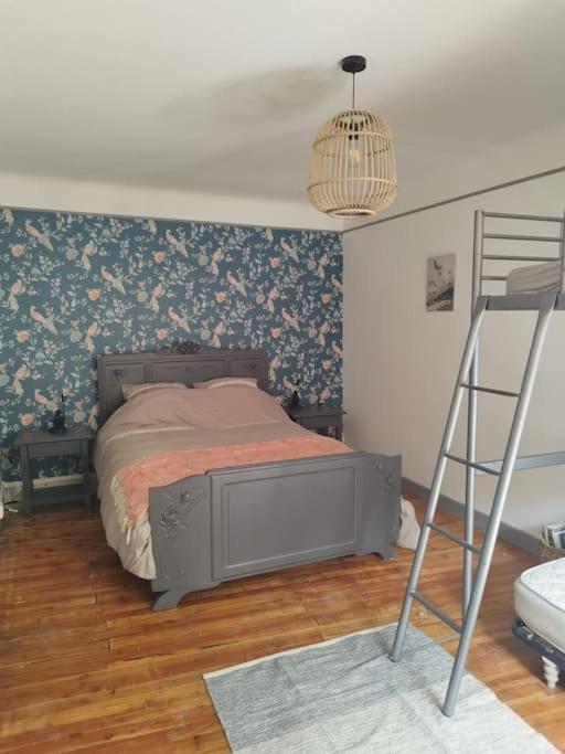 Jolie Maison De Bourg Tout Equipee 10Km D'Ambert Saint-Amant-Roche-Savine Εξωτερικό φωτογραφία