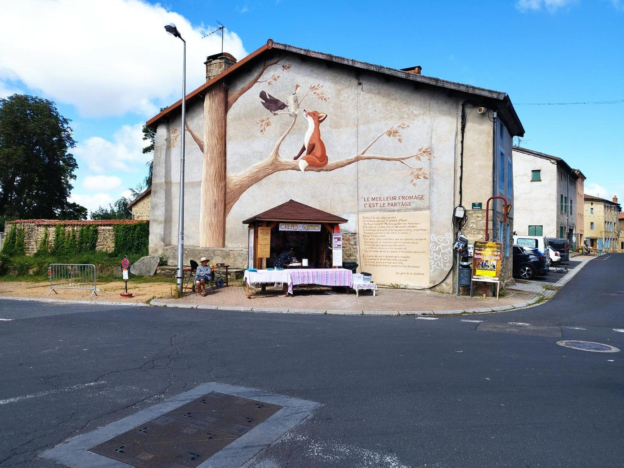 Jolie Maison De Bourg Tout Equipee 10Km D'Ambert Saint-Amant-Roche-Savine Δωμάτιο φωτογραφία